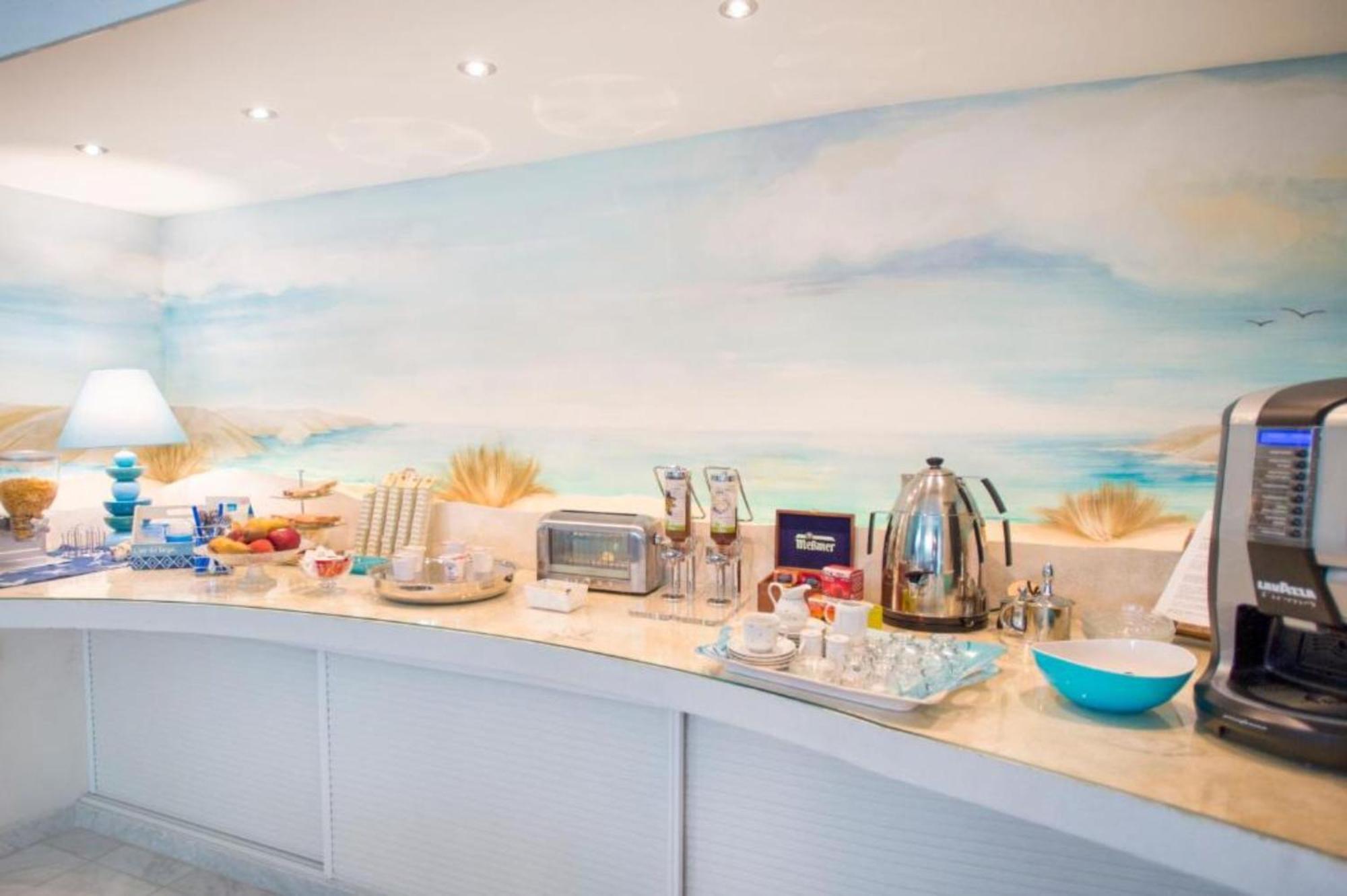 Bed And Breakfast Bagno Venezia Marina Di Carrara Exterior foto